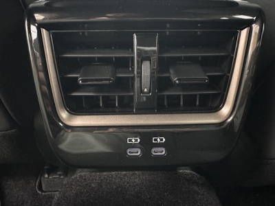 クラウンスポーツ(トヨタ)中古車 内外装写真他