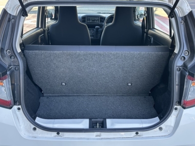 ミライース(ダイハツ)中古車 内外装写真他１