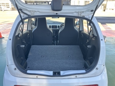 アルト(スズキ)中古車 内外装写真他１