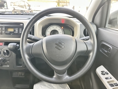 アルト(スズキ)中古車 内外装写真