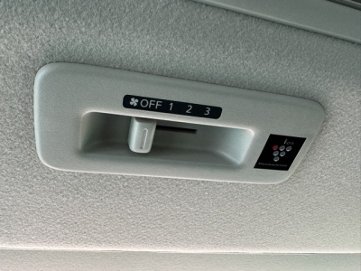 新型ルークス(ニッサン)中古車 内外装写真他