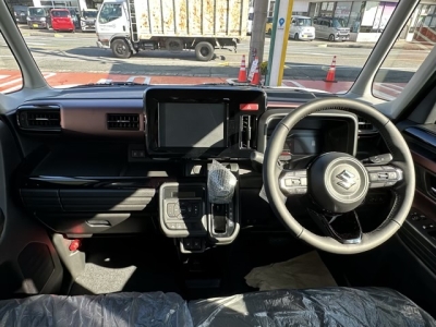 新型スペーシアカスタム(スズキ)届出済未使用車 内外装写真他