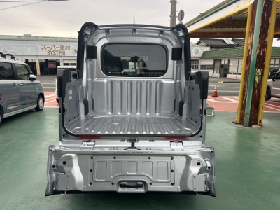 ハイゼットカーゴ(ダイハツ)中古車 内外装写真他２