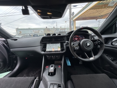 フェアレディZ(ニッサン)中古車 後席内装