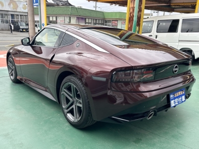 フェアレディZ(ニッサン)中古車 後方
