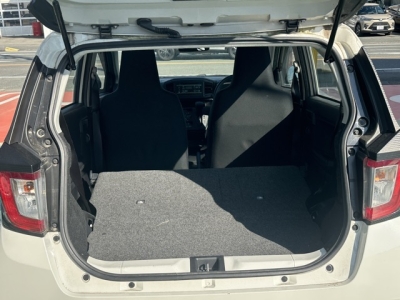 ミライースのOEM(ダイハツ)中古車 内外装写真他１