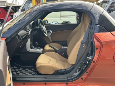 コペン(ダイハツ)中古車 前席内装
