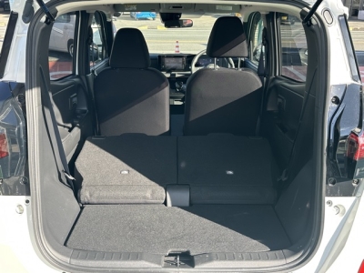 サクラ(ニッサン)中古車 内外装写真他１