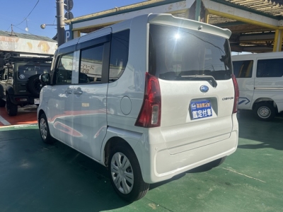 シフォン(スバル)中古車 後方