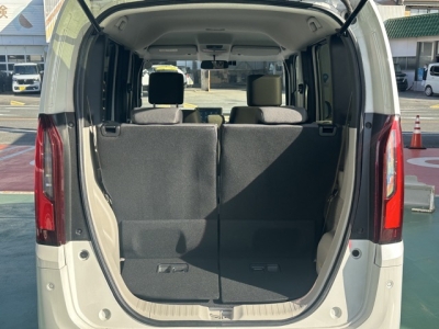 新型N-BOX(ホンダ)レンタＵＰ 内外装写真他２