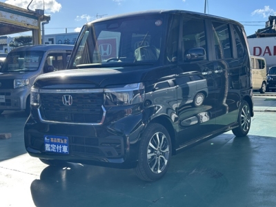 新型N-BOX(ホンダ)届出済未使用車 前方
