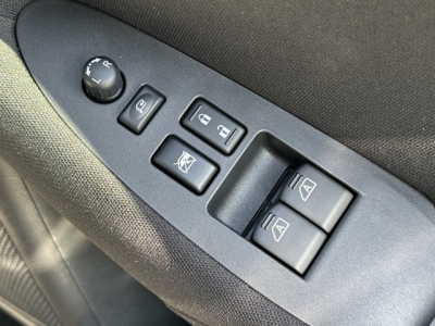 フェアレディZ(ニッサン)中古車 内外装写真他２