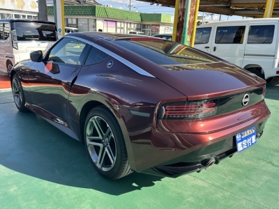 フェアレディZ(ニッサン)中古車 後方