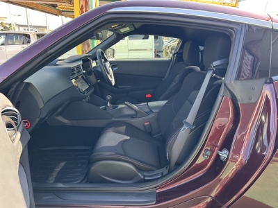 フェアレディZ(ニッサン)中古車 前席内装