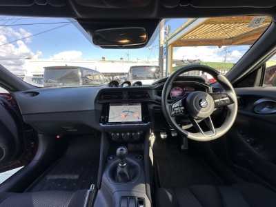フェアレディZ(ニッサン)中古車 後席内装
