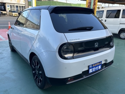 HONDA e(ホンダ)中古車 後方