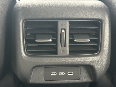 ZR-V(ホンダ)登録済未使用車 内外装写真他