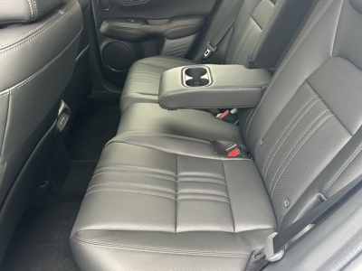 ZR-V(ホンダ)登録済未使用車 内外装写真他１