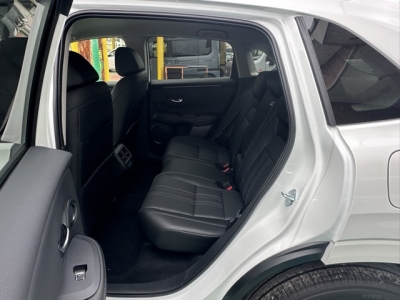 ZR-V(ホンダ)登録済未使用車 後席内装