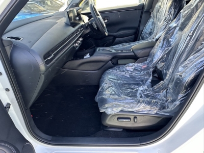 ZR-V (ホンダ)登録済未使用車 前席内装