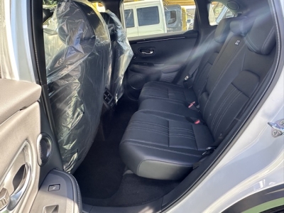 ZR-V (ホンダ)登録済未使用車 後席内装