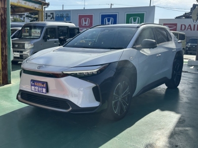 bZ4X(トヨタ)中古車 前方