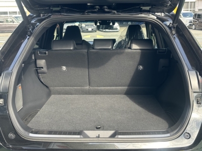 ハリアーハイブリッド(トヨタ)中古車 内外装写真他２