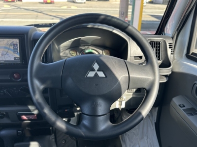 ミニキャブミーブ(三菱)レンタＵＰ 内外装写真