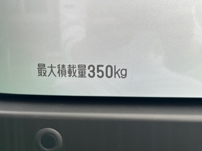 サンバーバン(スバル)中古車 内外装写真他２