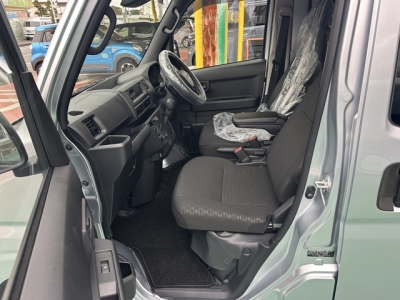ハイゼットカーゴのOEM(ダイハツ)中古車 前席内装