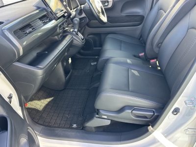 N-WGN(ホンダ)レンタＵＰ 前席内装