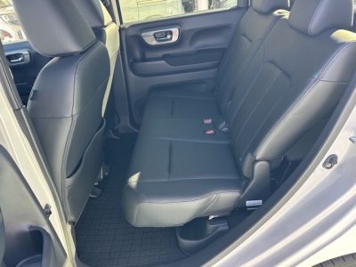 N-WGN(ホンダ)レンタＵＰ 後席内装