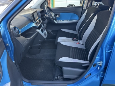 キャスト(ダイハツ)中古車 前席内装