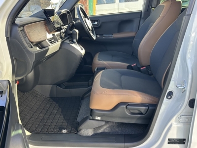 N-ONE(ホンダ)中古車 前席内装