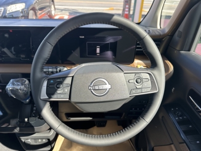 ルークス(ニッサン)届出済未使用車 内外装写真他２