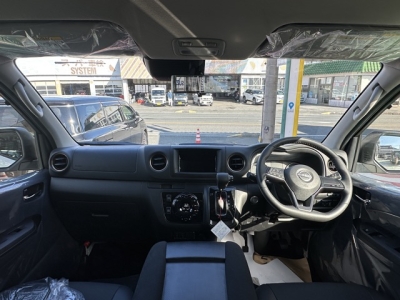 キャラバン(ニッサン)登録済未使用車 内外装写真