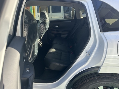 ZR-V(ホンダ)登録済未使用車 後席内装