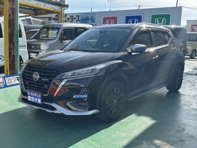 キックス(ニッサン)中古車 前方
