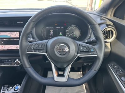 キックス(ニッサン)中古車 内外装写真他