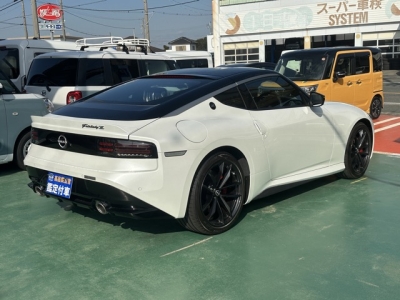フェアレディZ(ニッサン)登録済未使用車 内外装写真