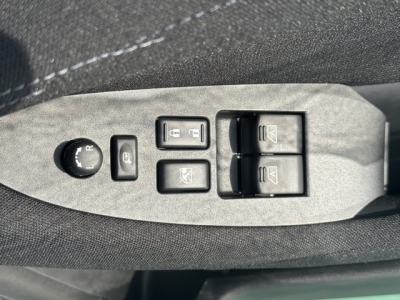 フェアレディZ(ニッサン)登録済未使用車 内外装写真他１