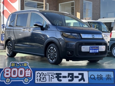 新型フリード(ホンダ)登録済未使用車 全体