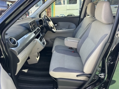 ピクシスジョイ(トヨタ)中古車 前席内装