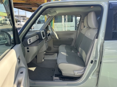ラパン(スズキ)中古車 前席内装