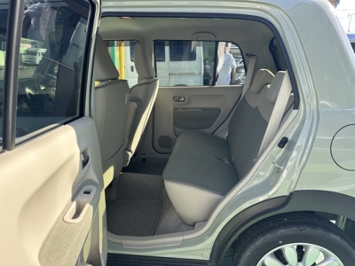 ラパン(スズキ)中古車 後席内装