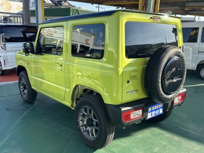 ジムニー(スズキ)届出済未使用車 後方