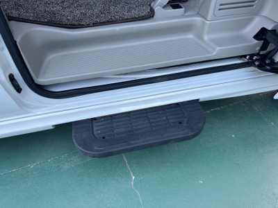 NV100クリッパーリオ(ニッサン)中古車 後席内装