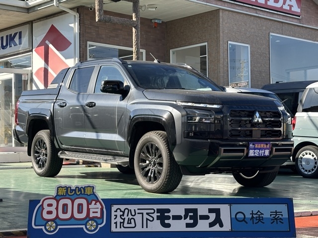 トライトン(三菱)レンタ登録済未使用車全体拡大