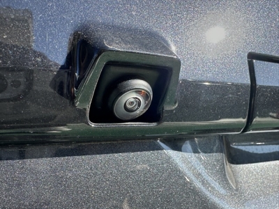 トライトン(三菱)レンタ登録済未使用車 内外装写真他１