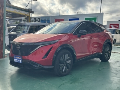 アリア(ニッサン)中古車 前方